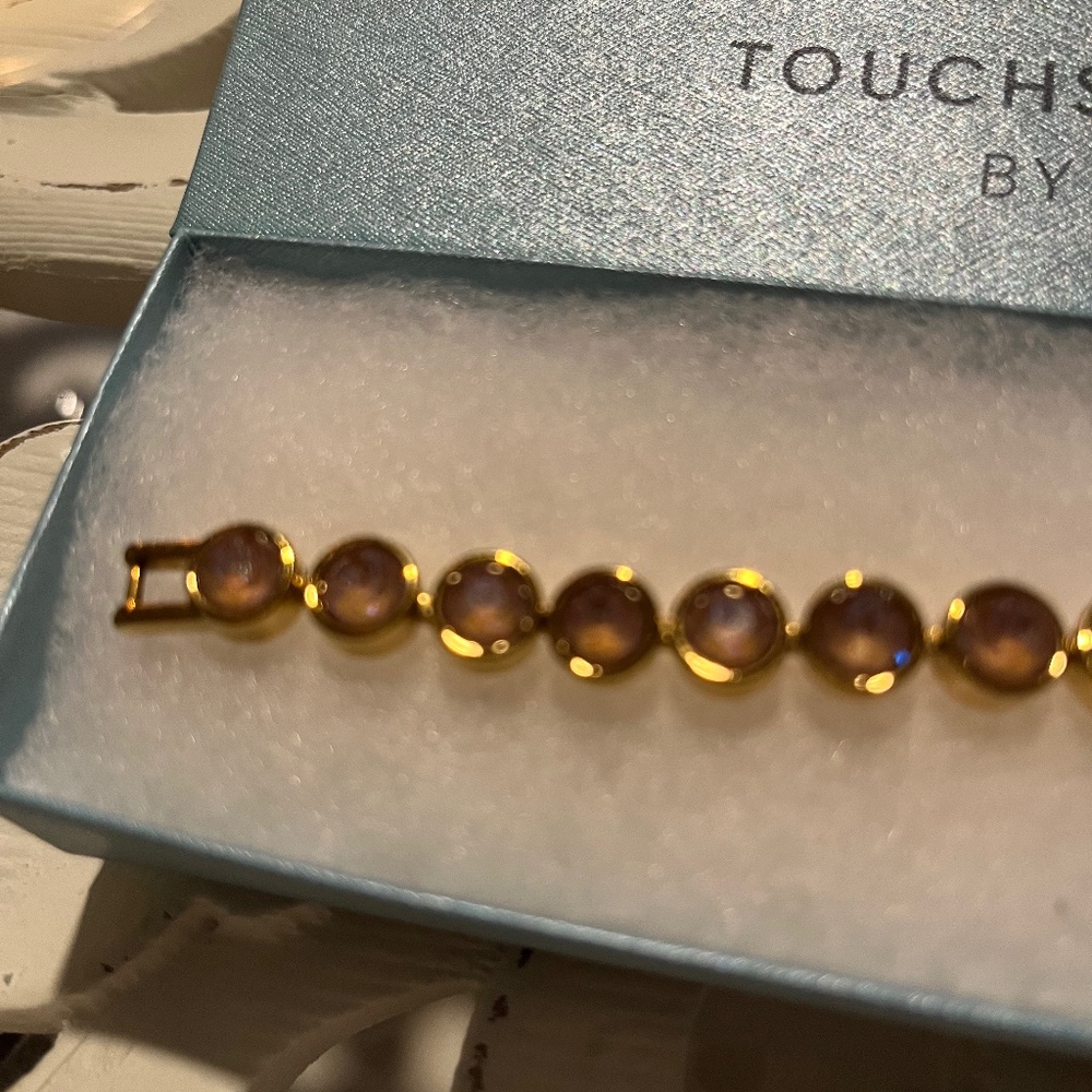 Touchstone Ice Bracelet